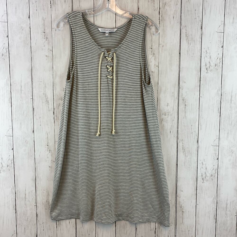 Cupcakes & Cashmere Gray Dedrick Striped Sleeveless Lace-Up Mini Dress Size XS